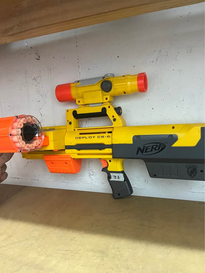Rifle Nerf Deploy CS-6 con mira y tambor