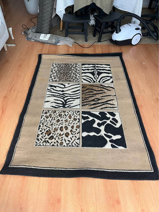 Alfombra minimalista - DIB