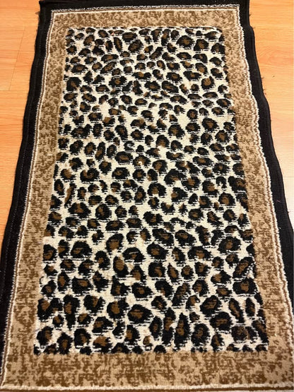 Alfombra animal print - DIB