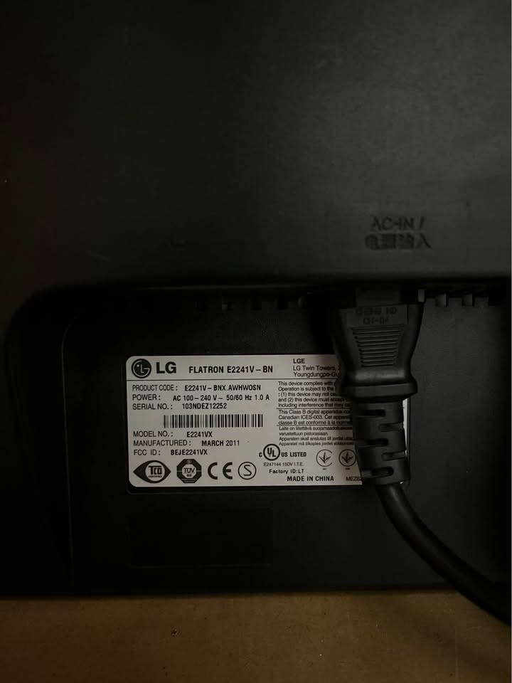 Monitor LG Gaming Ultra Gear 22"