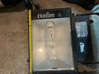 Focos alógenos industriales Ekoline (reflectores exteriores)
