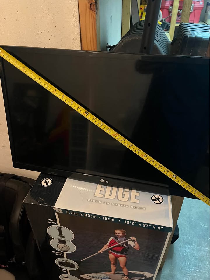Monitor TV LG 28"