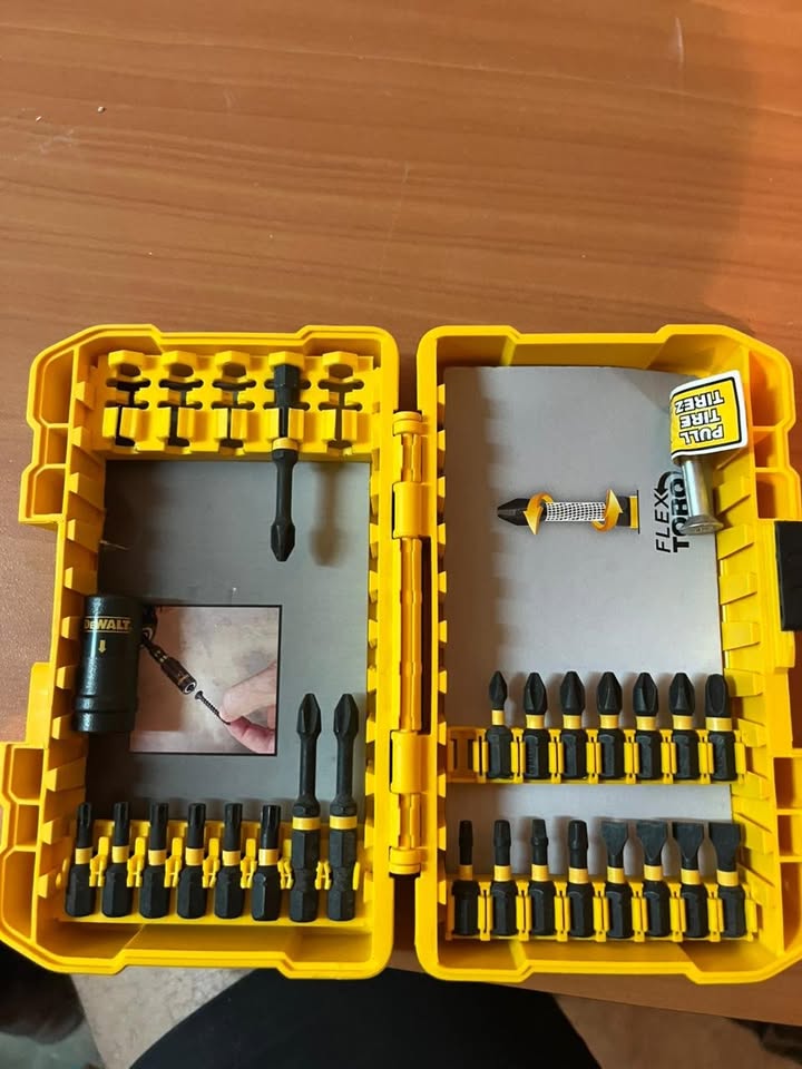 Set de puntas y accesorios DeWalt (kit de bits)