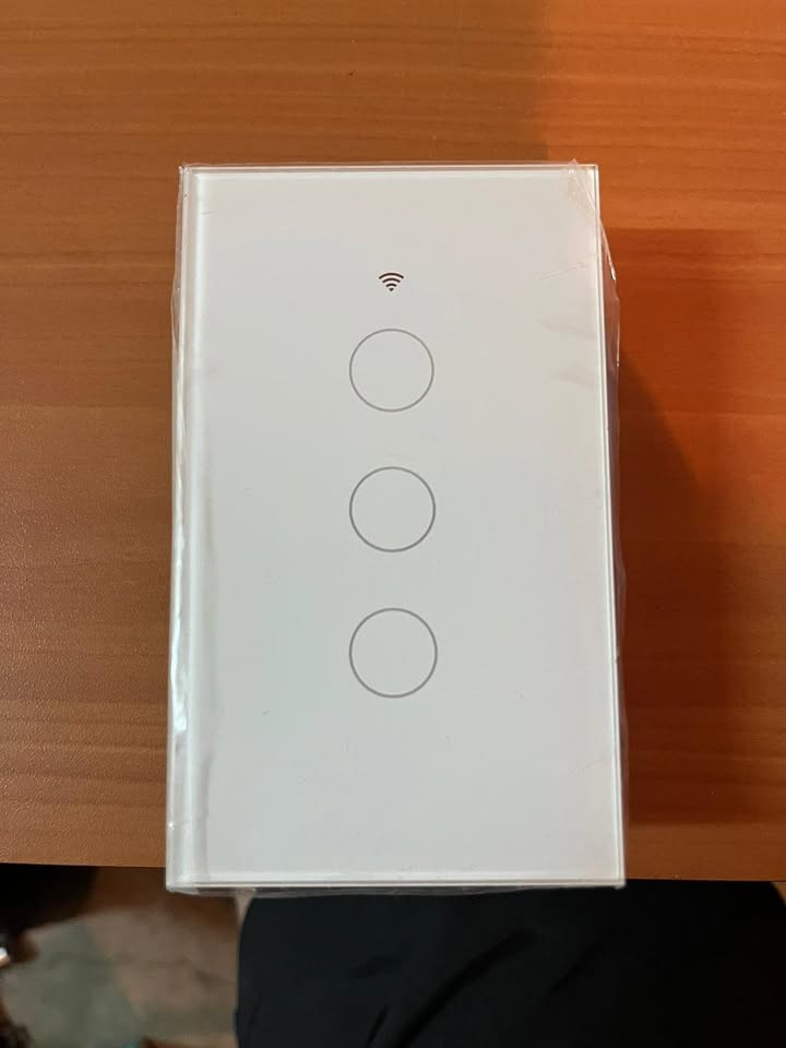 Interruptor inteligente táctil WiFi (3 botones / 3 gang)