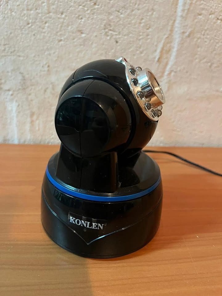 Cámara de seguridad IP WiFi PTZ (Interior con visión nocturna)