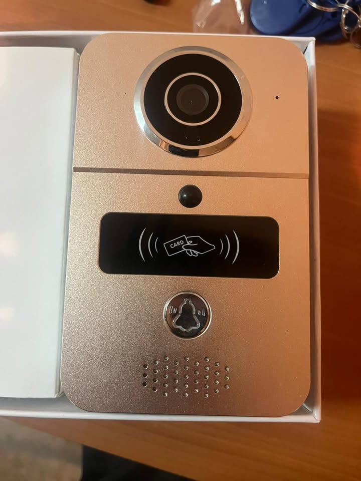 Timbre inteligente con cámara (Smart Doorbell WiFi con RFID)