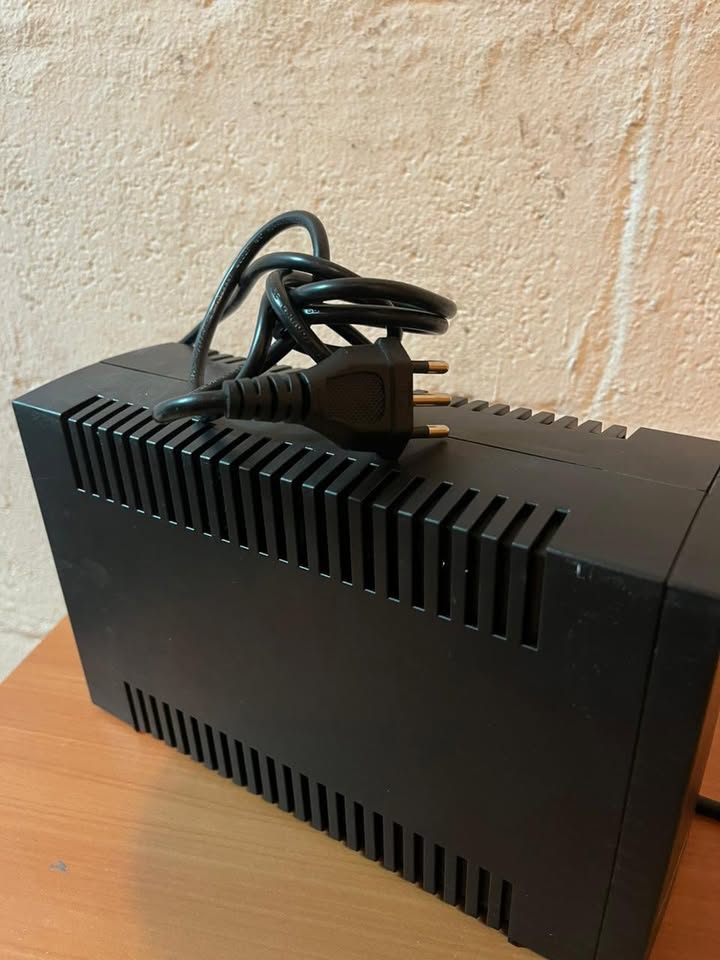 Batería de respaldo CiTO Power POLO E Series (usado) / UPS