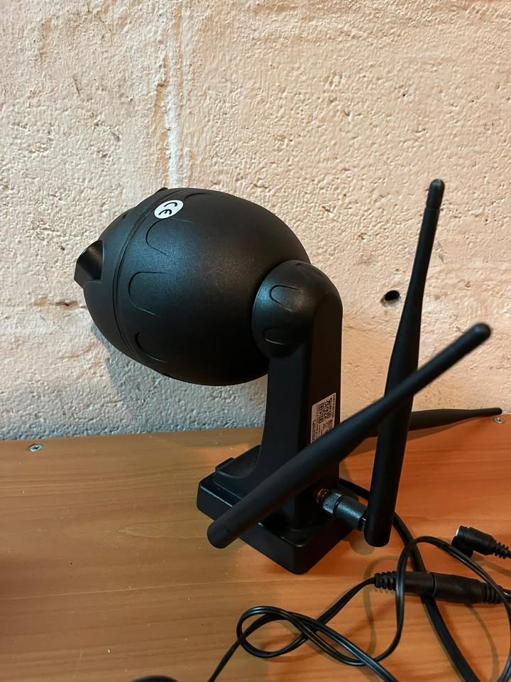 Cámara de seguridad IP WiFi Motorizada (tipo PTZ)