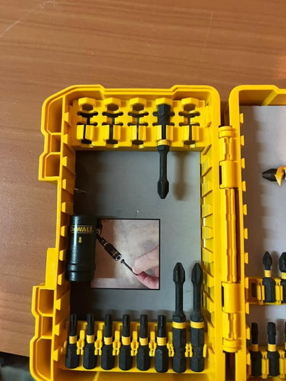Set de puntas y accesorios DeWalt (kit de bits)