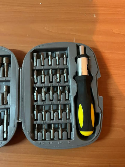 Set de desatornillador tipo ratchet 45 piezas (con puntas)