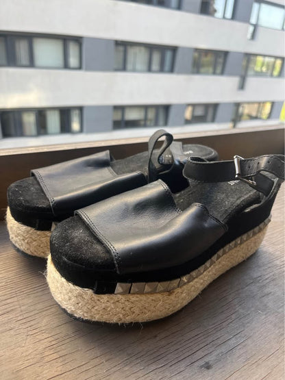 Sandalias Basement talla 35